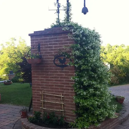 卡斯特维奇住宿加早餐旅馆 住宿加早餐酒店 Ferrere